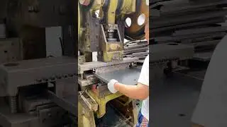 Mesmerizing Metal Magic: Watch This Incredible Metal Sheel Bending Tool in Action
