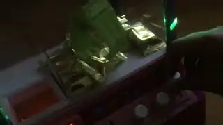 Music claw machine candy grabber with chocolate ufo catcher￼ in japan
