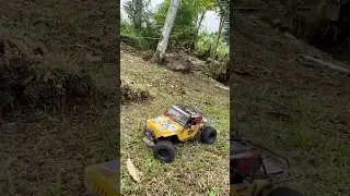 #rc #rccar #4x4 #offroad #rockcrawler #traxxas #scx24 #mn82 #rctruck #fyp #adventure #remotecontrol