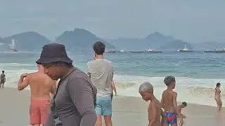 Praia de Copacabana na Véspera do Ano Novo