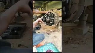 wheel Hub Greasing | Tata3118 #shorts #reels #youtubeshorts #santoshpattimistry #trending
