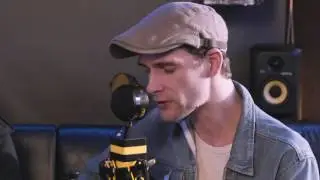 Walking On Cars - Speeding Cars (Eurosonic session @ Gibson Bus)