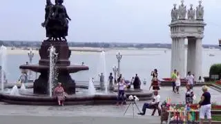 ФОНТАН на Центральной набережной The fountain on the Central promenade