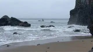 🎶 Relaxing Ocean Waves & Music 🌊 Peaceful Rocky Beach Ambience #001