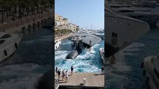Submarine Surfaces in the Harbor&hellip; Speaks a Luxury Yacht and Flips It ⚓️
