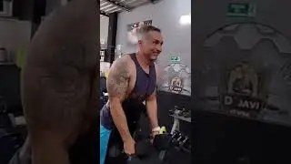 rutina de hombro milos sarcev