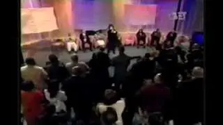 Vickie Winans 