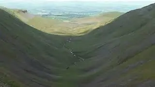 DUFTON to high cup nick via GREAT RUNDALE tarn  21 .05 .2019