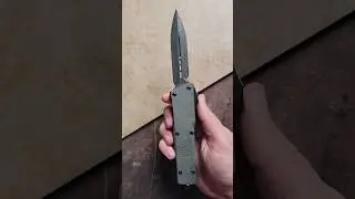 Microtech Combat Troodon Beskar Handle With Damascus Blade #microtechknives #pvk #beskar #knifelife