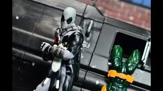 Mezco One:12 PX Exclusive X-Force Deadpool Review