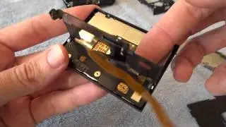 Repairing a Sony RX100 M2 replacing LCD and cable