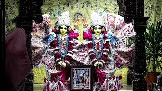 Gaura Arati