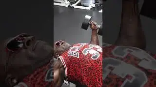 Bigboy And 4X Mr. O Jay Cutler Train The Prefect Dumbbell Fly #gym #trending  #chestworkout