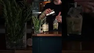 Herbal Apple Gin Fizz Tonic