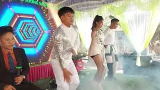 Nhóm nhảy Bình Dương