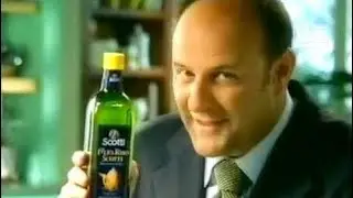 Spot olio di riso Scotti. Con Jerry Scotti (2001)