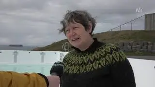 Sundlaugin &aacute; Hofs&oacute;si 10 &aacute;ra