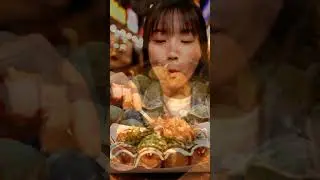 Sizzling Takoyaki ASMR 🐙🔥 Japanese Street Food | Night Market Vibes #ASMR #Takoyaki #JapaneseFood