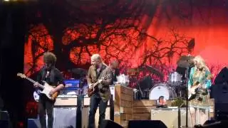 Tedeschi Trucks Band ft Doyle Bramhall II - Key To The Highway 5-18-15 Central Park, NYC