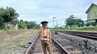 Sore ceria menunggu kereta...!!!