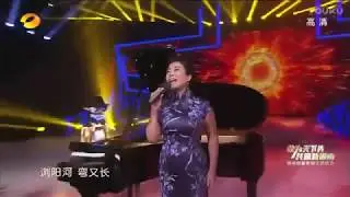 Дуэт робота TeoTronico и Zhang Ye