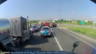 Merge From Right Lane Cut In Front Of Everyone 06-21-23