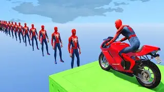 Spider-Man rides a motorcycle over Spider-Man's heads | Spider-Man and the Heroes' motorcycle GTA 5!