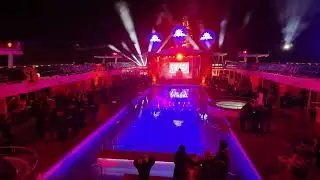 Full Metal Cruise XII Part I, neulich im Pool, oder am ....