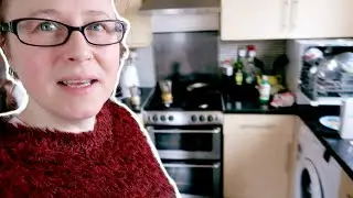 TRYING NEW THINGS in the KITCHEN: DAILY VLOGS UK
