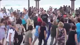 BOI MALKA Israeli Folk Dance @ Haifa Beach, ISRAEL with Dede Luski & Ira Weisburd