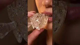 Crystal Strawberry Bite &ndash; ASMR Shattered Beauty