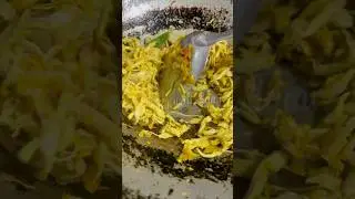 Yellow spice shredded chicken recipe Simple & Easy to make #cookingvideo #chickenrecipe #cooking