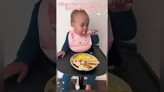 The reaction of the baby when seeing food #funny #funnybaby #babycute #baby