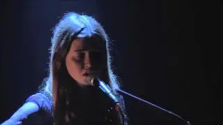 Flo Morrissey - In A Manner Of Speaking Cover en vivo - live (Espa&ntilde;ol - Lyrics)