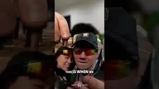 Джон показывает, что Джоди подарила ему на день рождения &mdash; самый милый подарок на свете! 💖📷