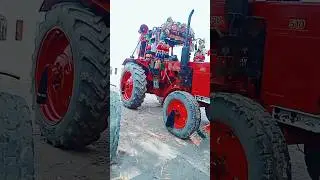 tractor ke engine ki safai karte hue #tractorsupplier #tractorglobal #tractorking #russiabelarus