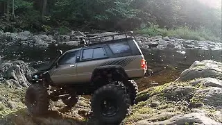 Kyosho Mini-Z 4Runner Goes For a Swim
