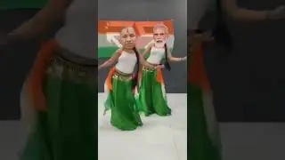 ,,, Radha sang ,,,Holi Nandlal ,,,khelte bolo Sara
