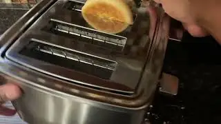 This GE 4 Slice Toaster Has Wide Slots And They're Better (Here's Why)