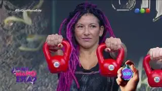 Empezaron los desafíos de la Dama de Hierro - ¿En qué mano está?