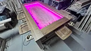 Board game table with crankshaft system