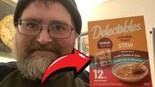 Hartz Delectables Senior Stew Lickable Wet Cat Treats