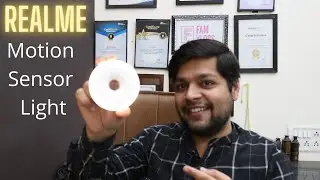 Realme Motion Activated Night Light With Infrared Sensor & 365 Days Battery Life