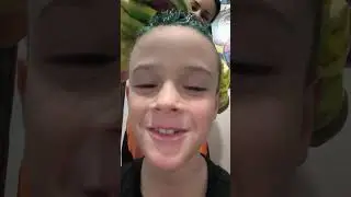 Como pintar cabelo azul com papel crepom O outro fica na parte 2 