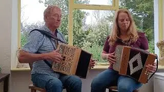 Irish Jig Set: THE CLIFFS OF MOHER & THE FROG IN THE WELL on button accordion
