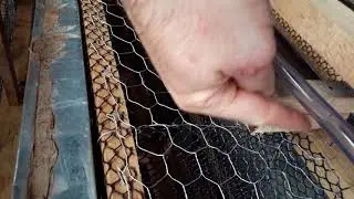 Como fazer Sistema copinho para codornas...bebedouro automático copinho.