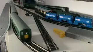 Running my Bachmann Class 411 on my &ldquo;layout&rdquo;!