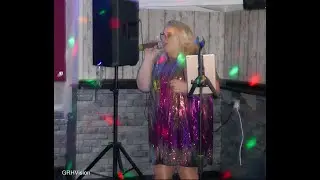 Penny Jane fantastic swindon artist at the North Swindon Club Sept 2021