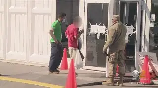 Migrant relief center causing tension on Randall's Island