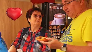 ❤️ Helenka ❤️ koláč a polibek , Praha, 7.7.2020, 4K